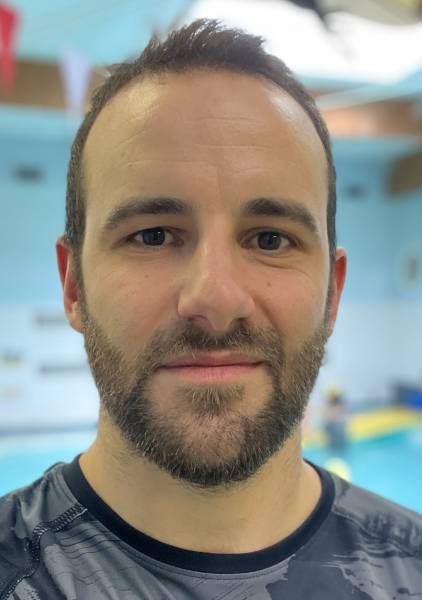 Florian, responsable natation chez EdenKids